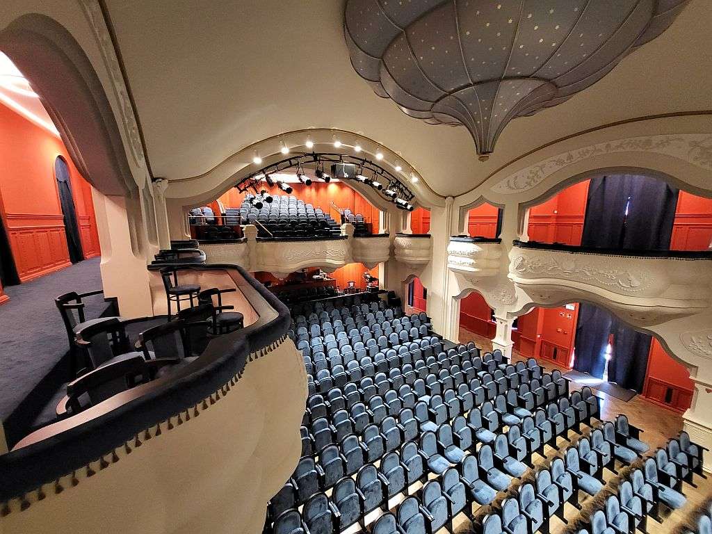 Revolving Stage and Orchestra Pit Lowering System 3D Design, Production and Installation 14