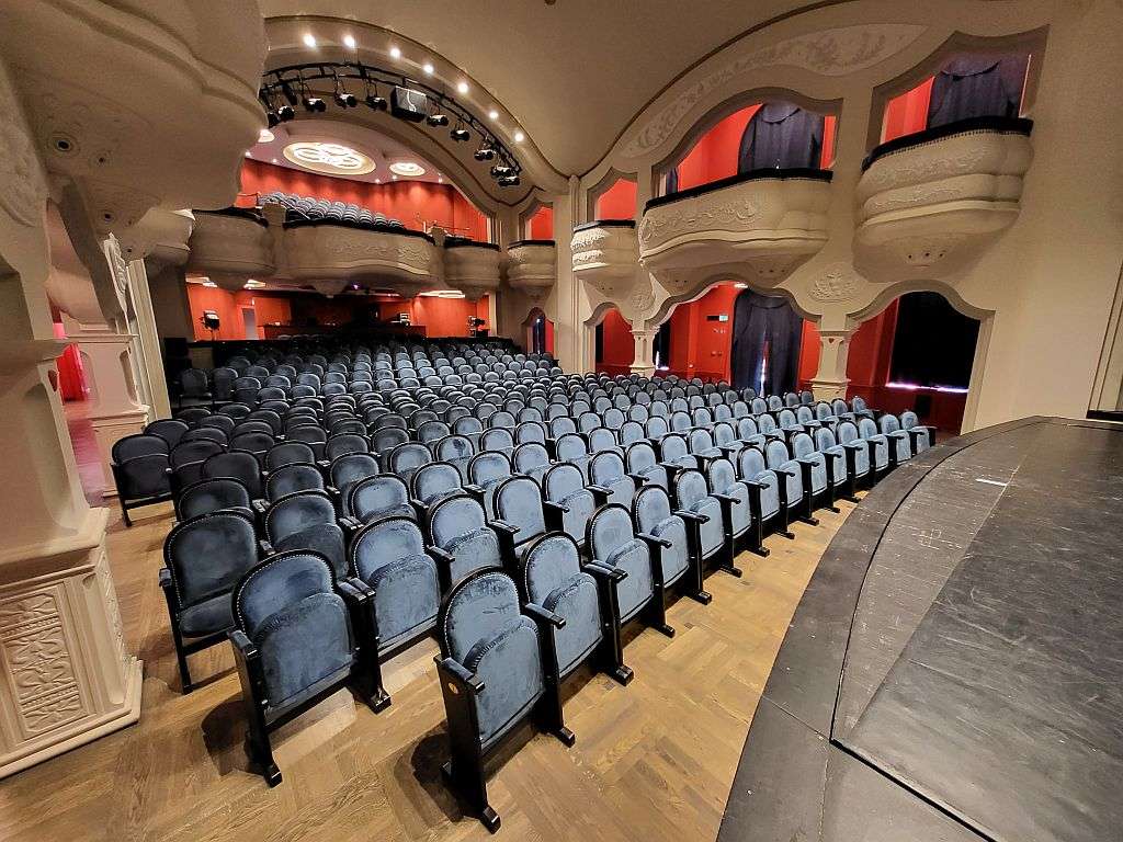 Revolving Stage and Orchestra Pit Lowering System 3D Design, Production and Installation 16