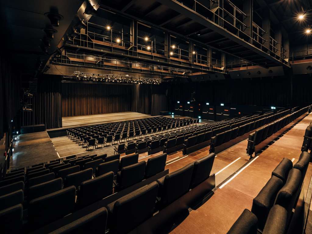 Amenajarea unei auditoriu mobil