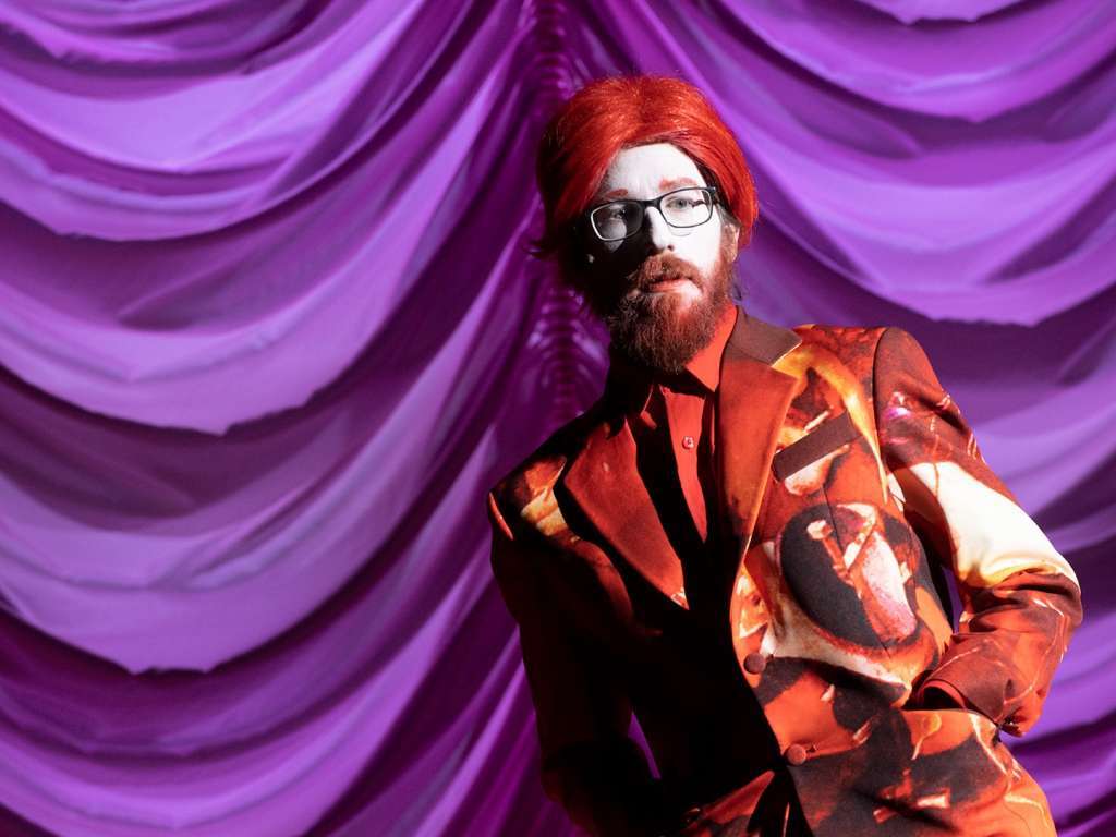 WILLIAM SHAKESPEARE: Visul unei nopți de vară / Coasere perdea de nori